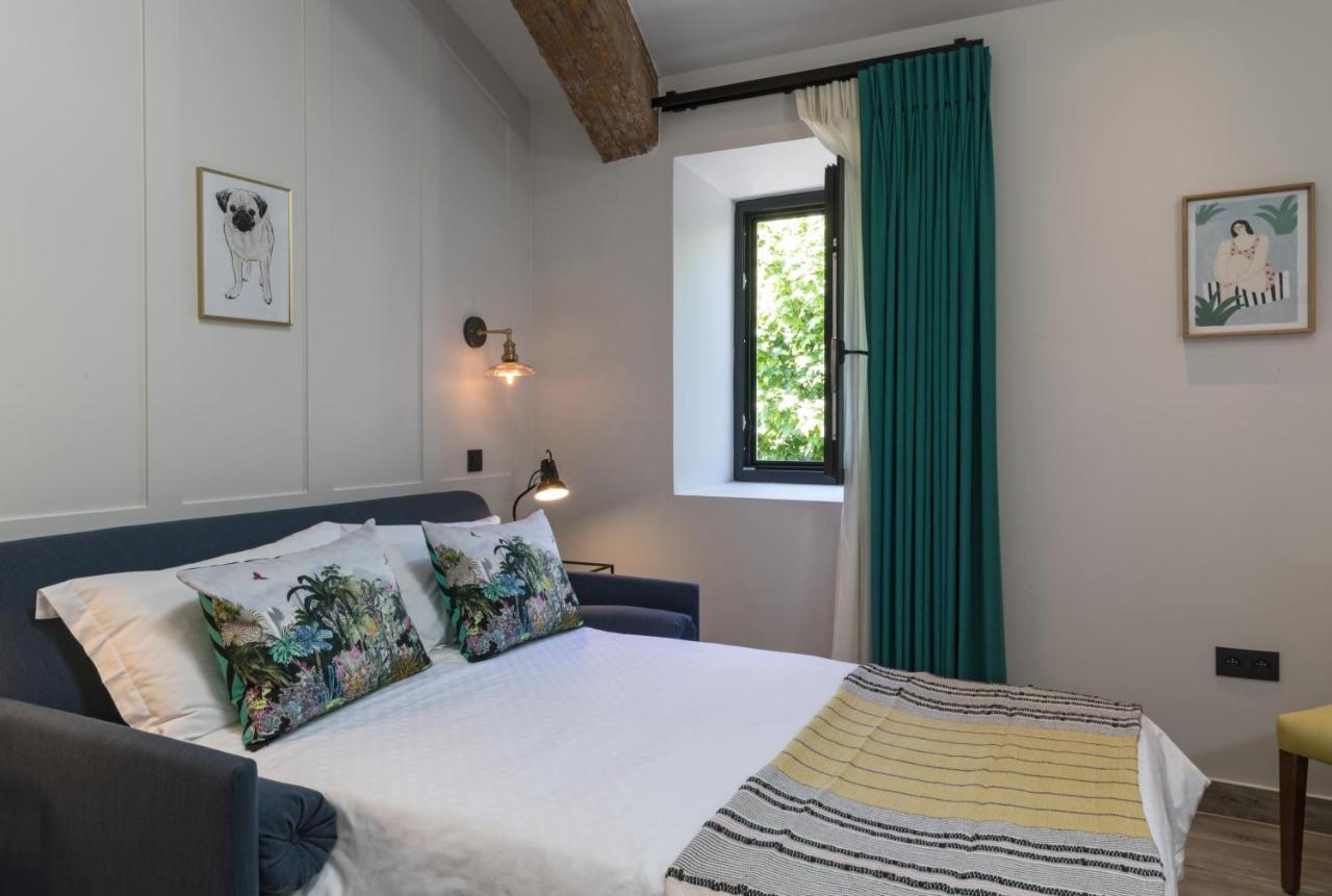 Hotel Mas Du Brulat 4*